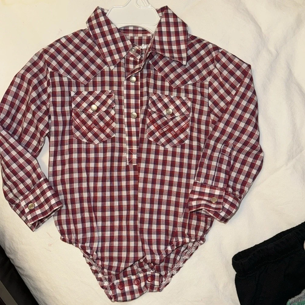 Wrangler western plaid shirt (onesie) size 12 months